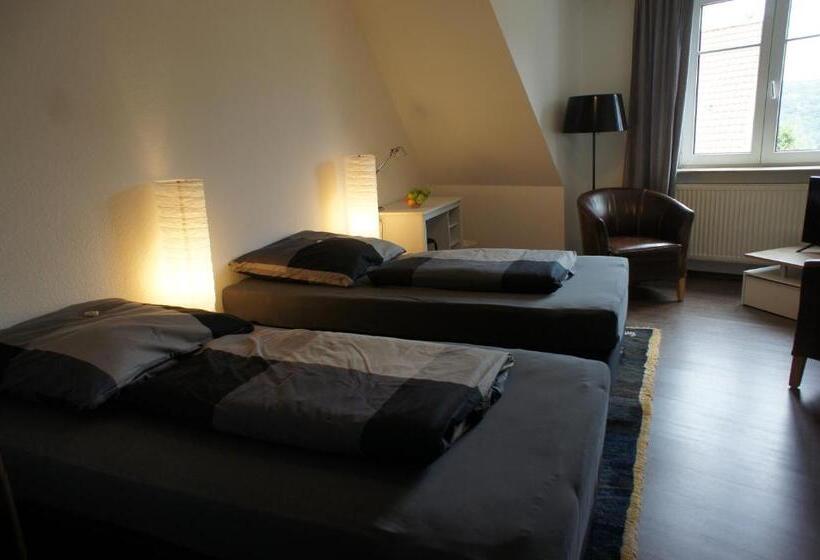 مبيت وإفطار Gästehaus Andrea