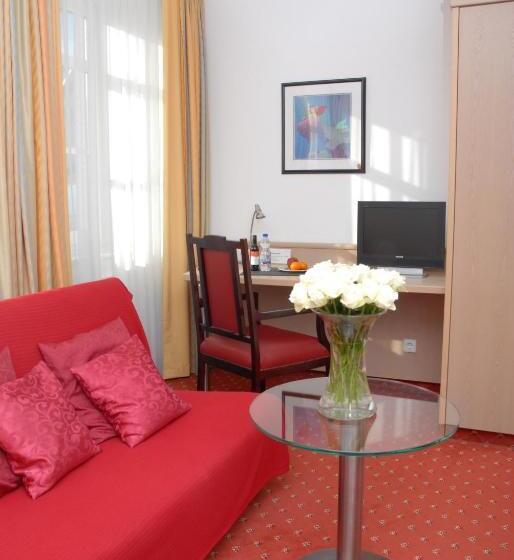 مبيت وإفطار Gästehaus Andrea