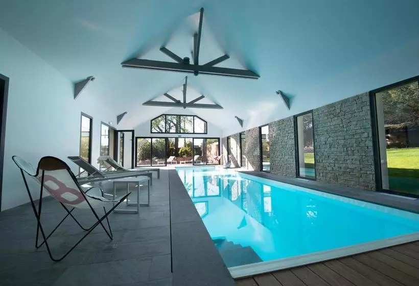 تختخواب و صبحانه Manoir Des Eperviers