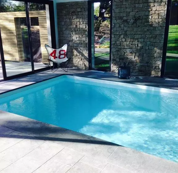 تختخواب و صبحانه Manoir Des Eperviers