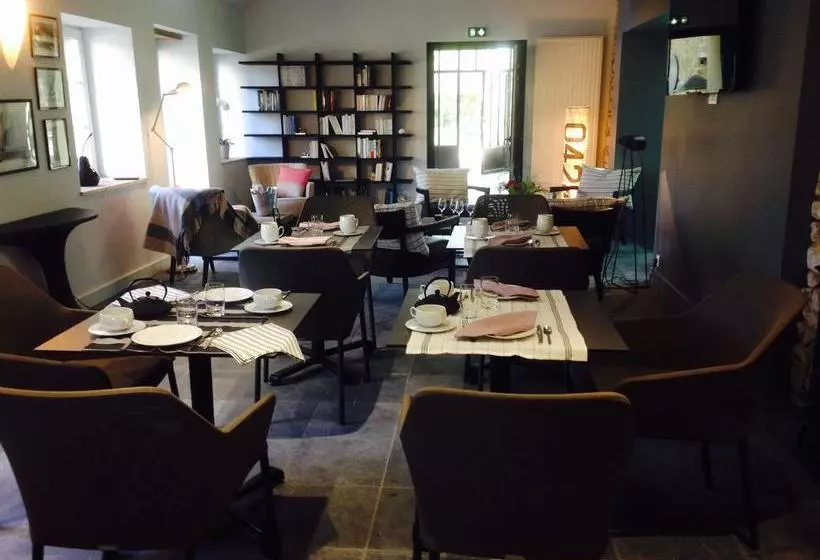 تختخواب و صبحانه Manoir Des Eperviers