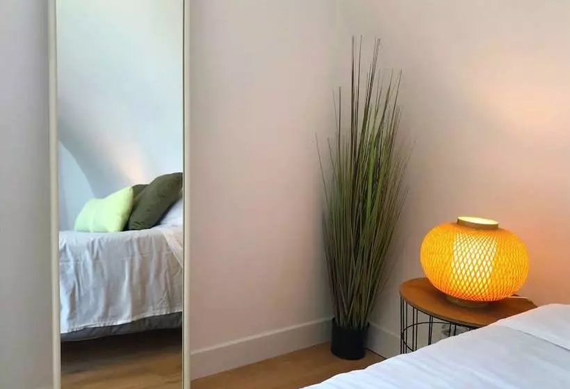 تختخواب و صبحانه Tilley Lounge Cocoon