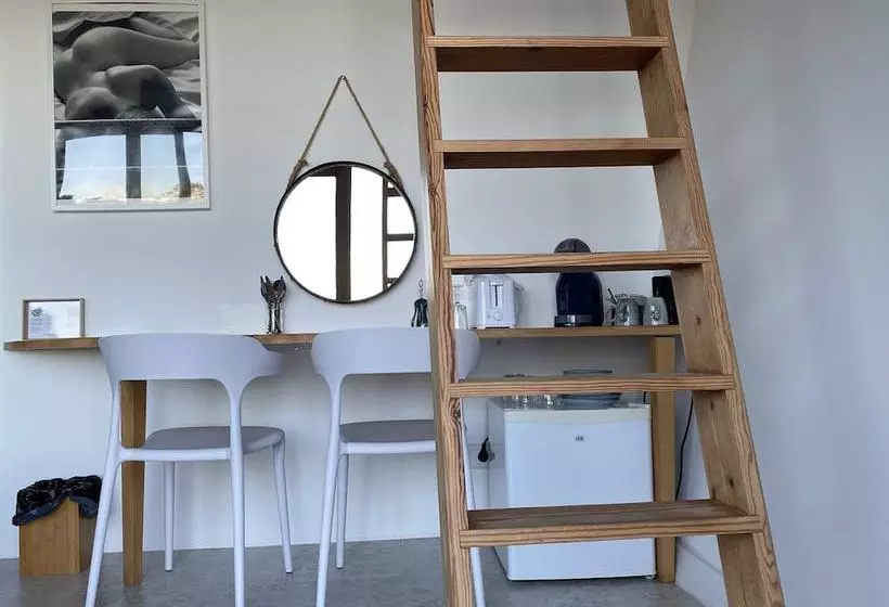 تختخواب و صبحانه Tilley Lounge Cocoon