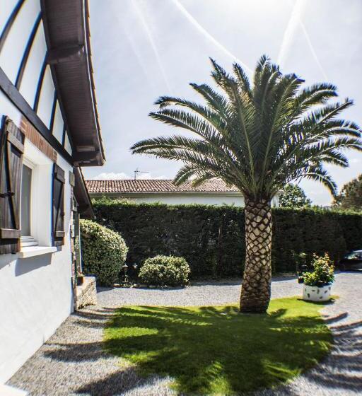 مبيت وإفطار Villa Yoda