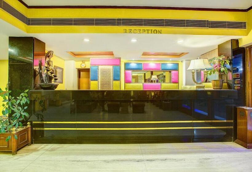 בית מלון כפרי Ajanta Continental