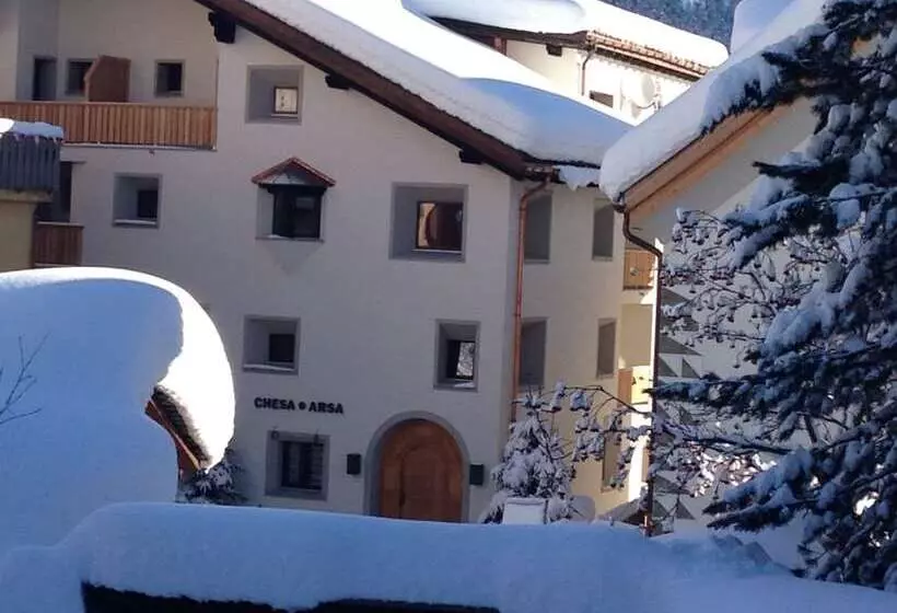 Hotelli Arsa Lodge Silvaplana