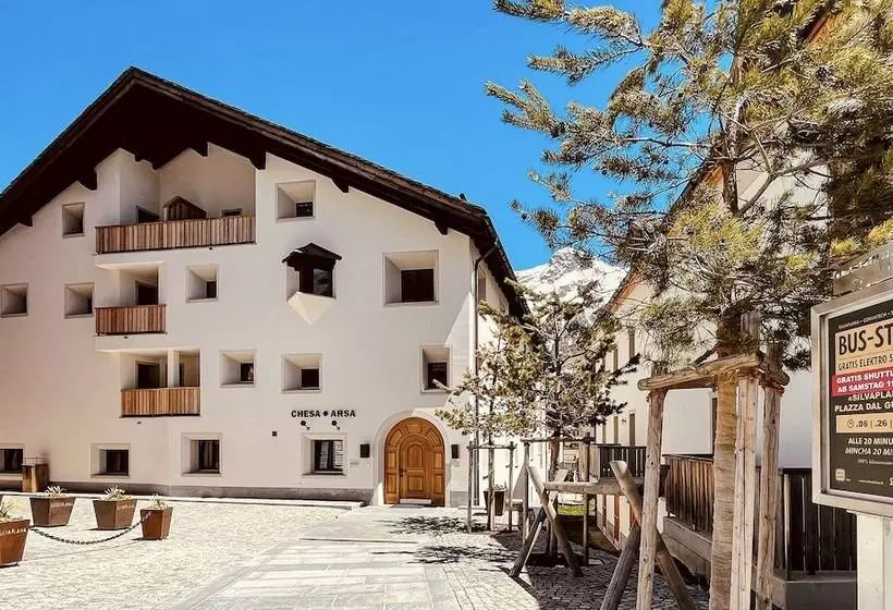 Hotelli Arsa Lodge Silvaplana