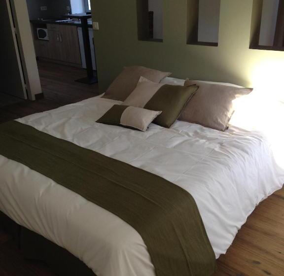 בית מלון כפרי Domaine De L'esperon