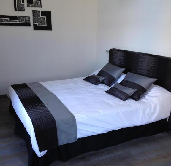 בית מלון כפרי Domaine De L'esperon