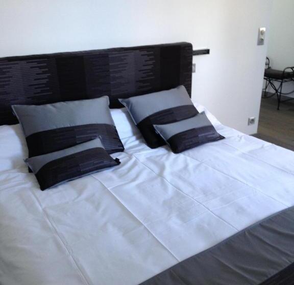 בית מלון כפרי Domaine De L'esperon