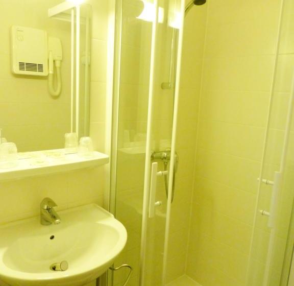 هتل Hôtel Le Nautilus