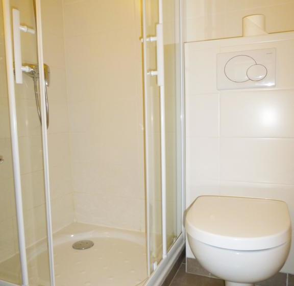 هتل Hôtel Le Nautilus