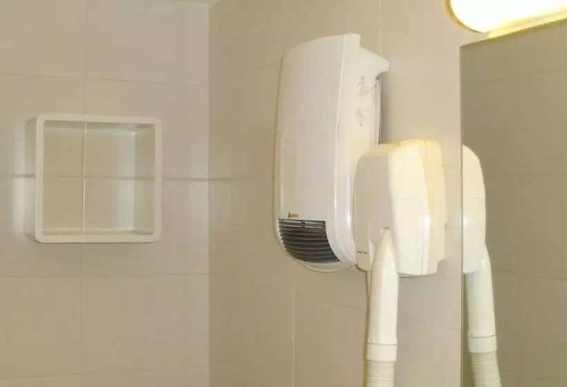 ホテル Hôtel Le Nautilus