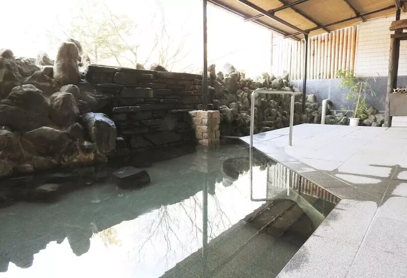 Hotelli Kai Resort