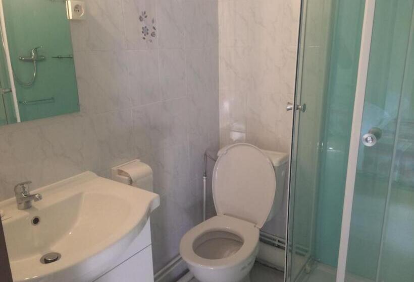 בית מלון כפרי Restaurant Tokyo