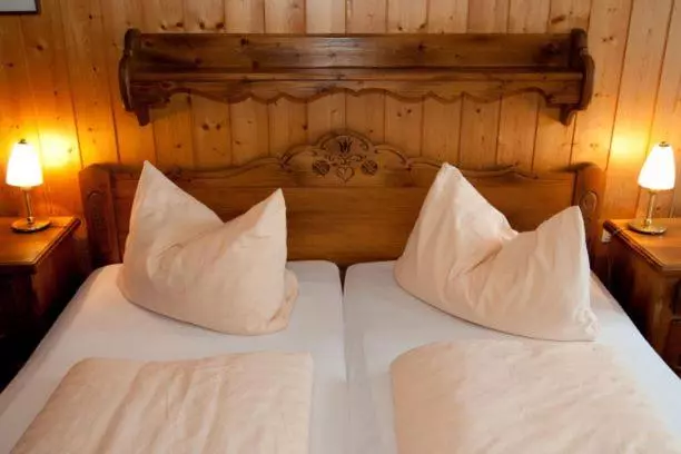 Hotelli Zum Löwen Unteres Wirtshaus