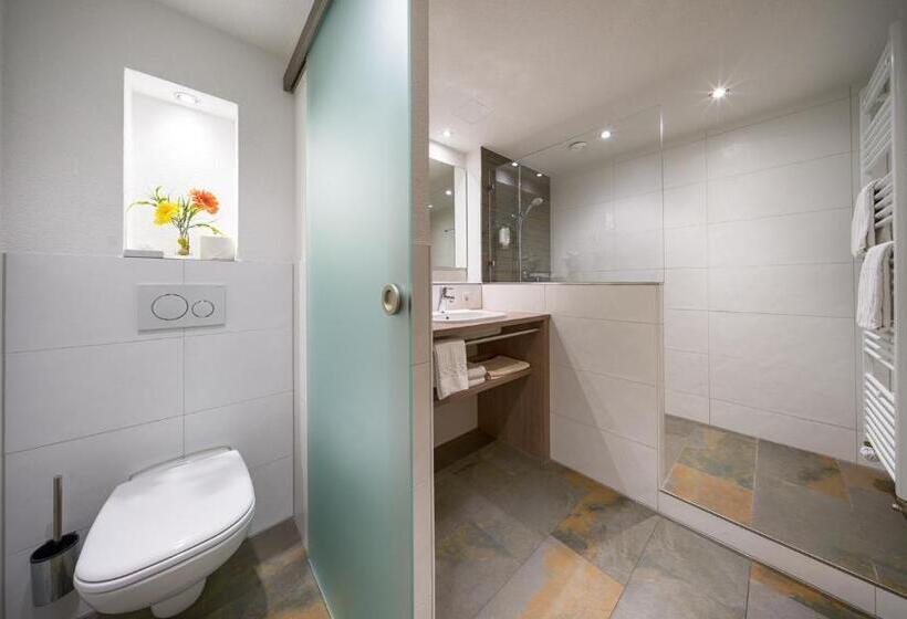 Hotel Zum Löwen   Unteres Wirtshaus