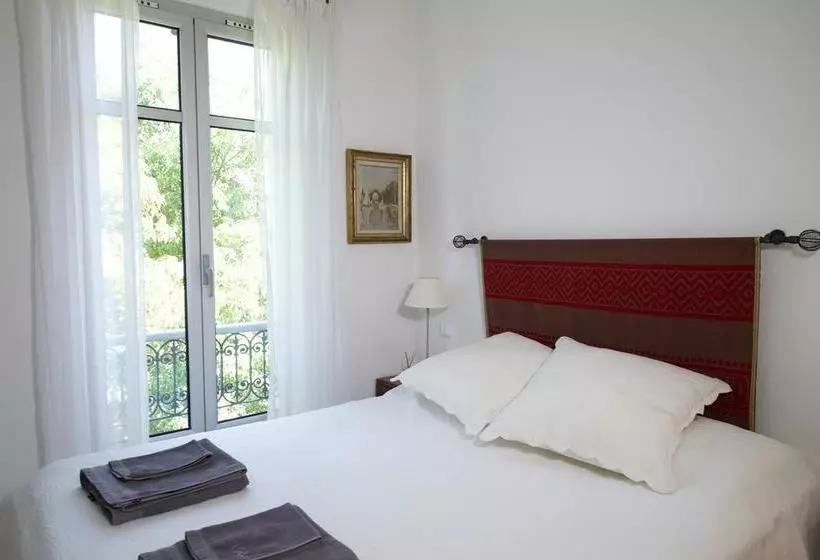Rue Sade Bed & Breakfast