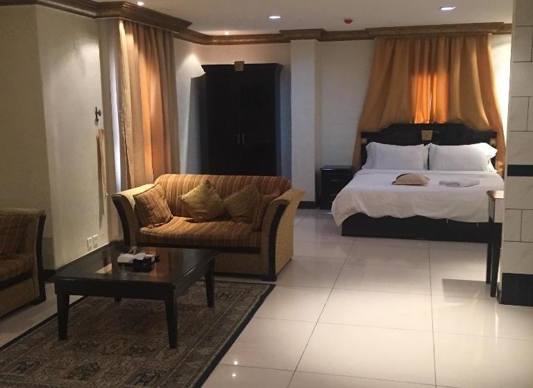 فندق Bazil  Suites