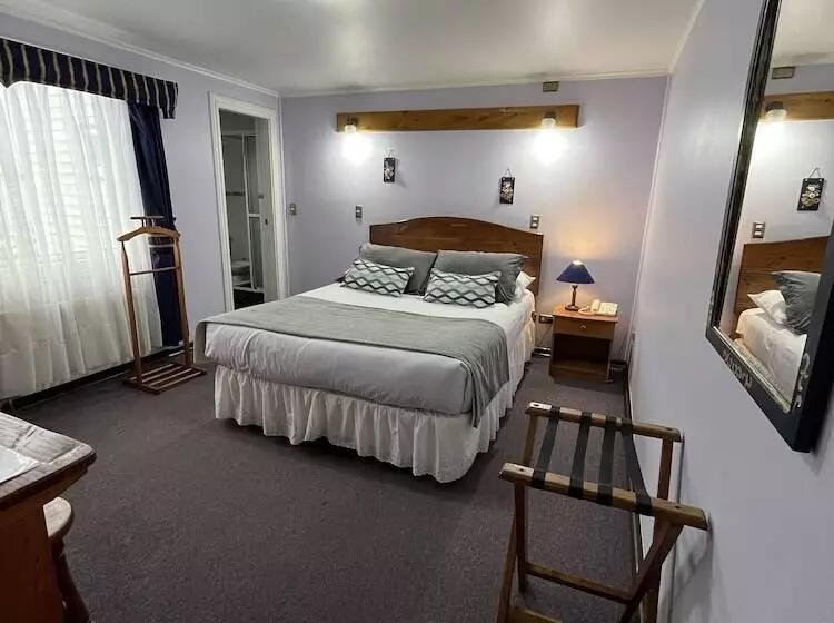 簡易ホテル Montepiedra Costanera Valdivia