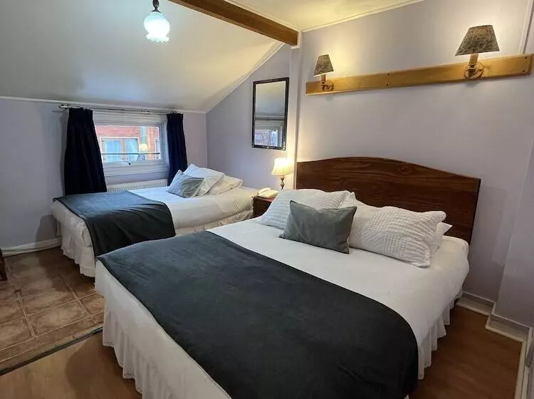 簡易ホテル Montepiedra Costanera Valdivia