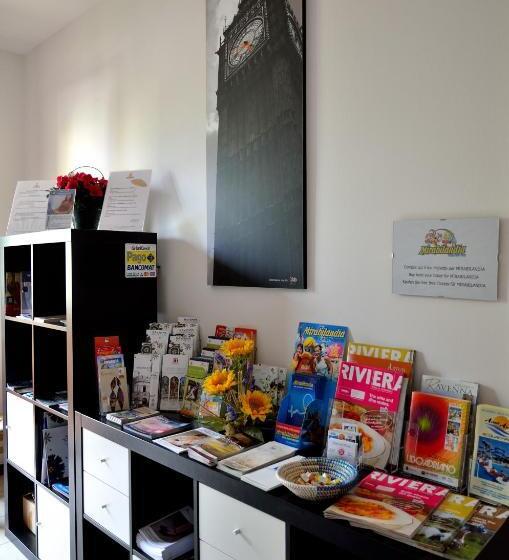 هتل Aurora Residence