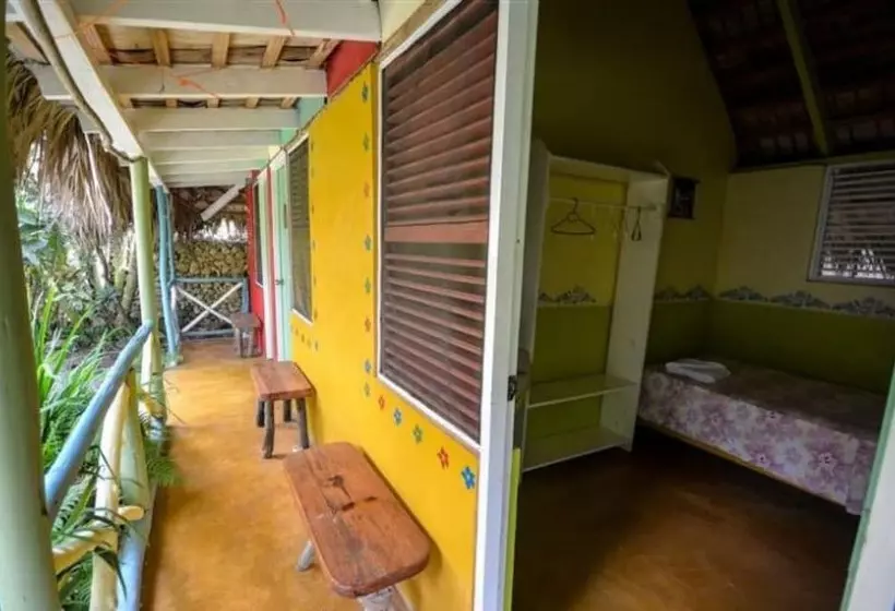 Hotelli Cabarete Surf Camp
