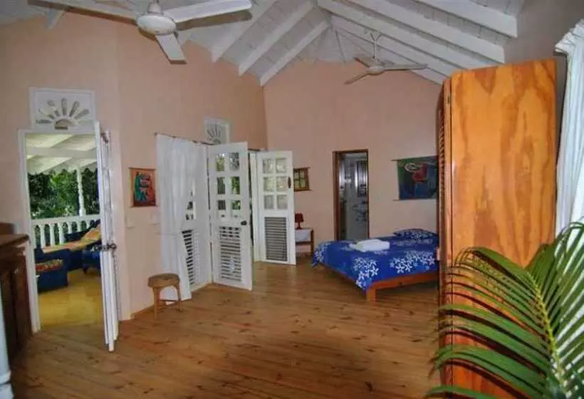 Hotelli Cabarete Surf Camp