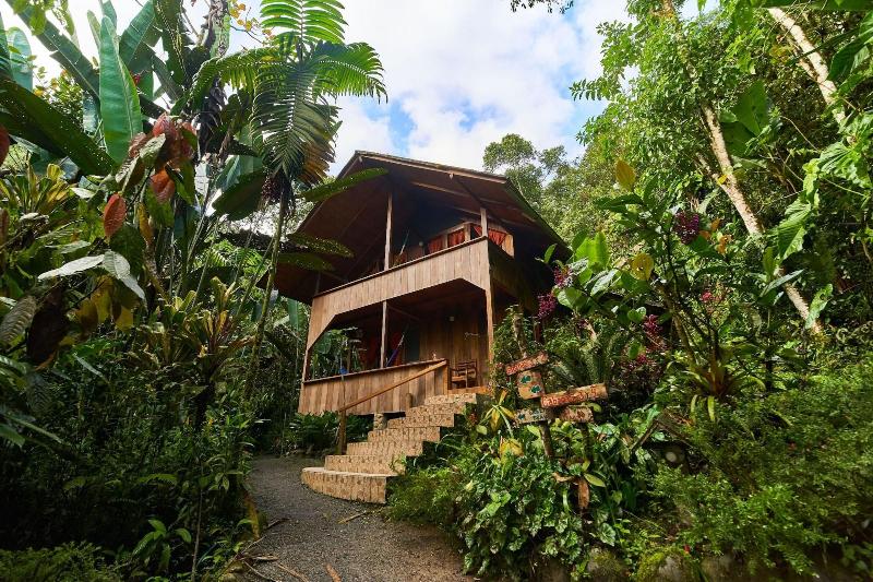 בית מלון כפרי Casa Divina Eco Lodge