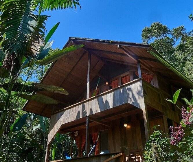 בית מלון כפרי Casa Divina Eco Lodge