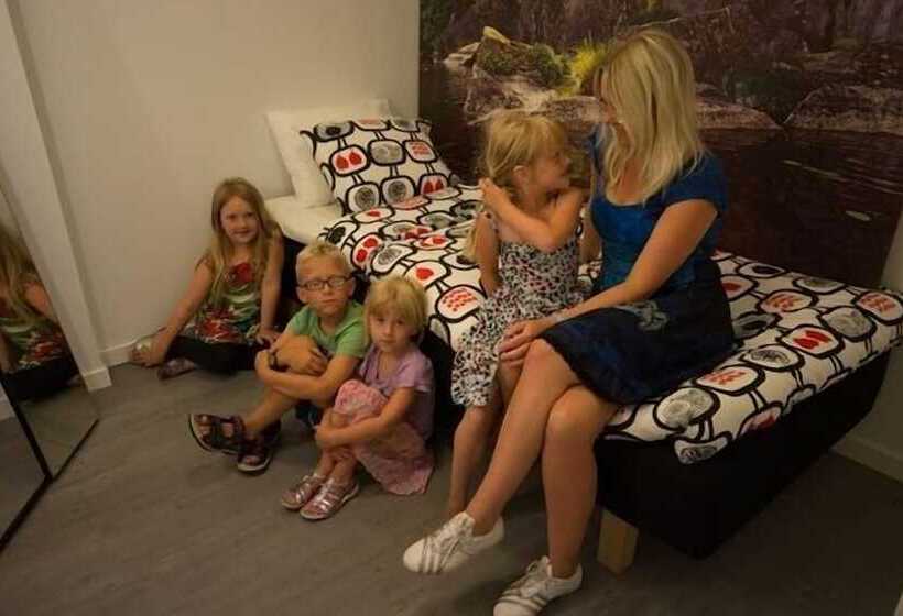 בית מלון כפרי Jönköping Vandrarhem