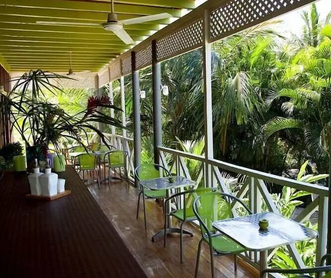 ホテル La Tropicale