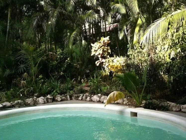 ホテル La Tropicale