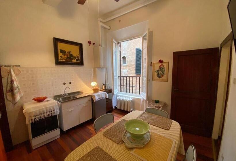 هتل Le Case Cavallini Sgarbi Di Rina Cavallini