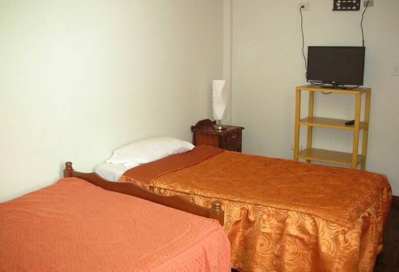 فندق Mary S House