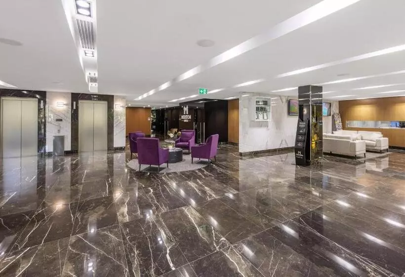 Hotelli Meriton Suites North Ryde