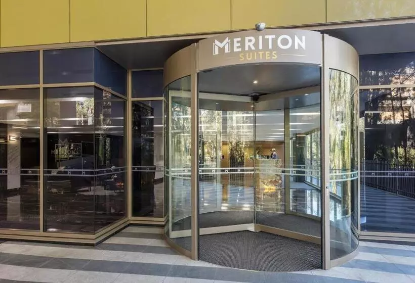 Hotelli Meriton Suites North Ryde
