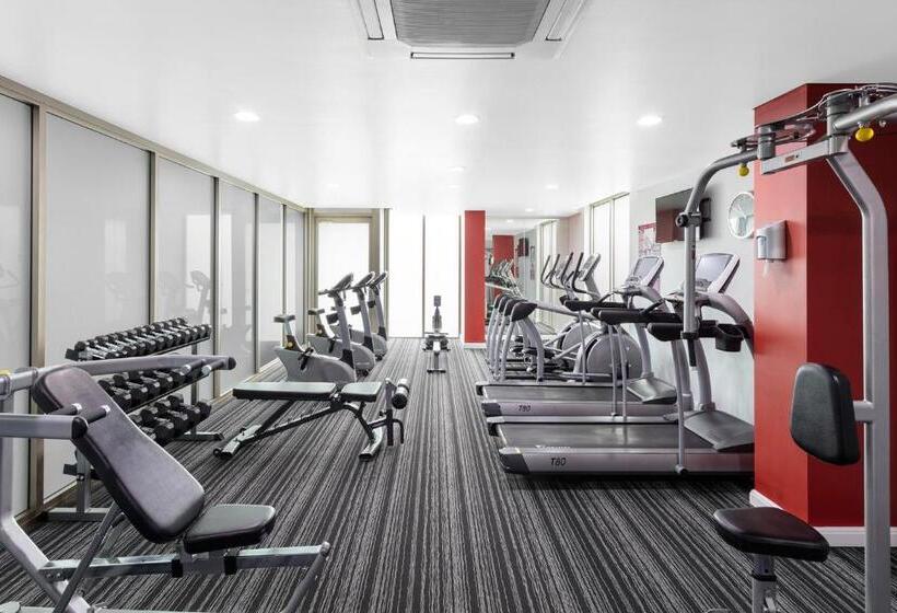 酒店 Meriton Suites North Ryde