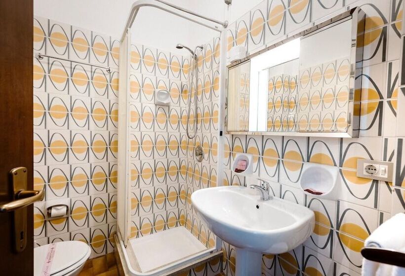 ホテル Meublé Moderno