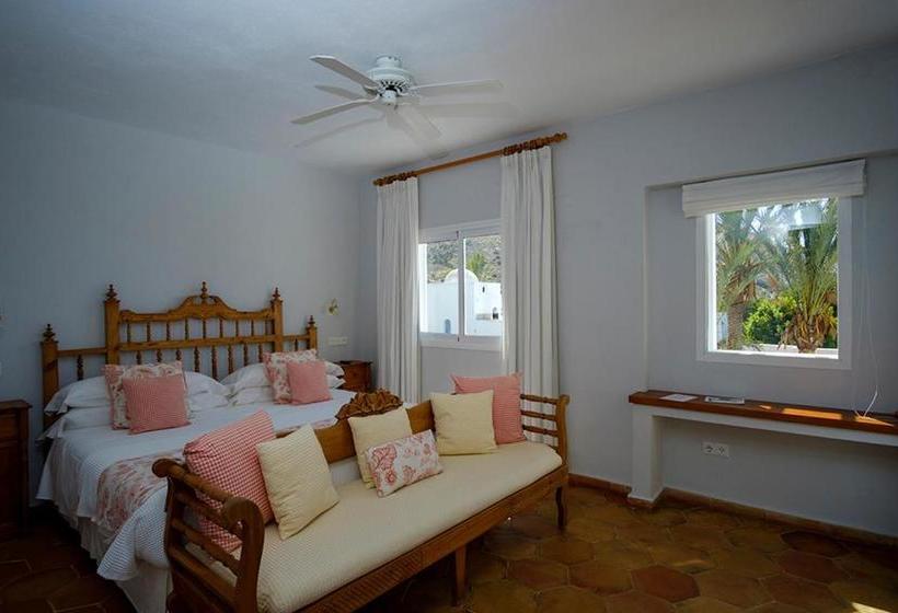 هتل Mikasa Agua Amarga & Spa