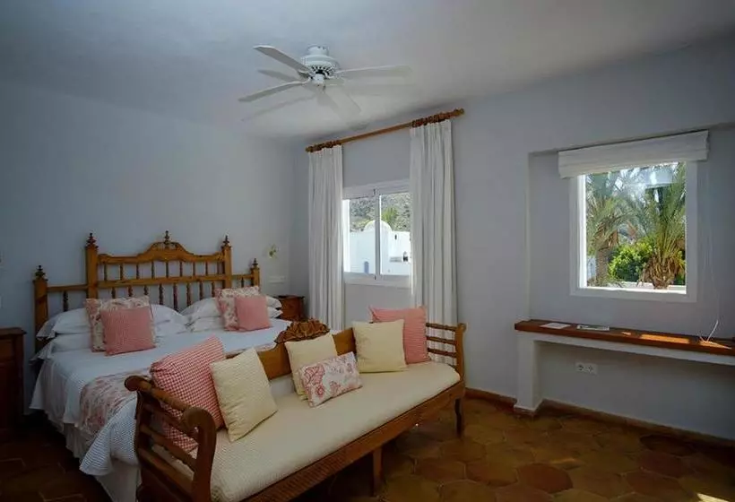 هتل Mikasa Agua Amarga & Spa