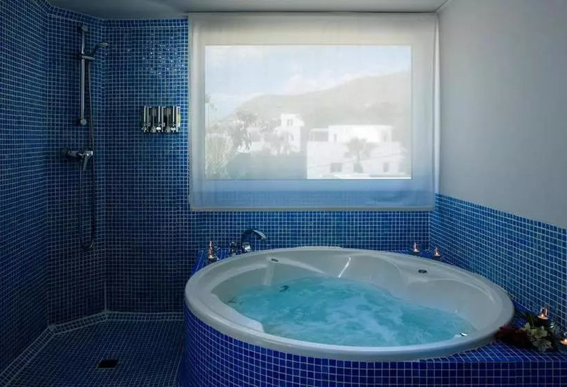 هتل Mikasa Agua Amarga & Spa