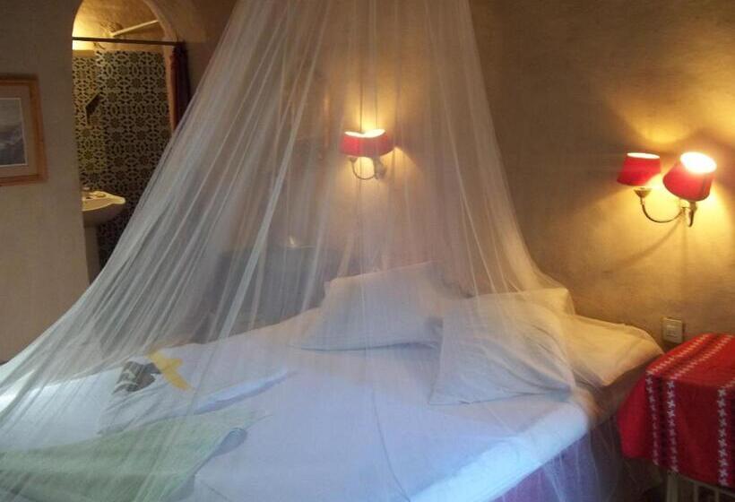 هتل Nour El Gourna