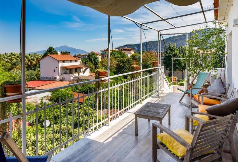هتل Regginè Casa Vacanze Sorrento
