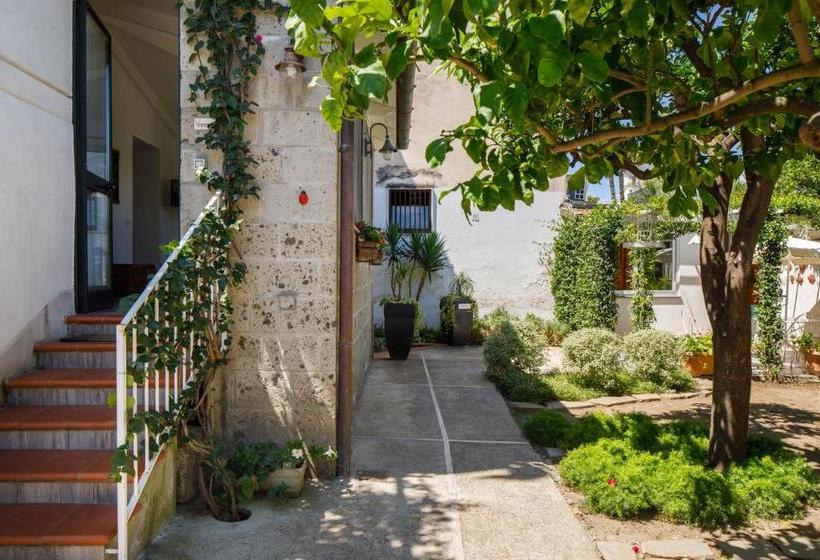 هتل Regginè Casa Vacanze Sorrento