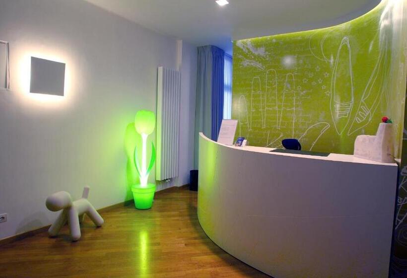 هتل Viasparano B&b