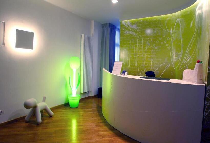 هتل Viasparano B&b