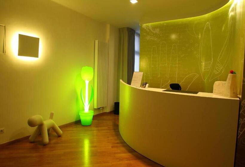 هتل Viasparano B&b