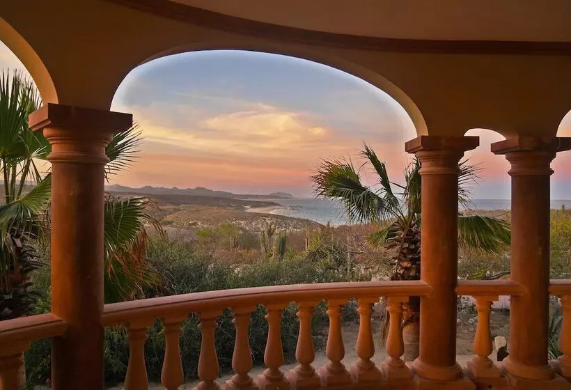 هتل Villa Del Faro