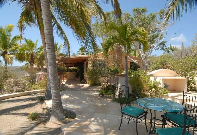 هتل Villa Del Faro